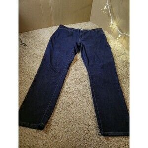 Levis Blue Jeans Women Slim Taper Size 18